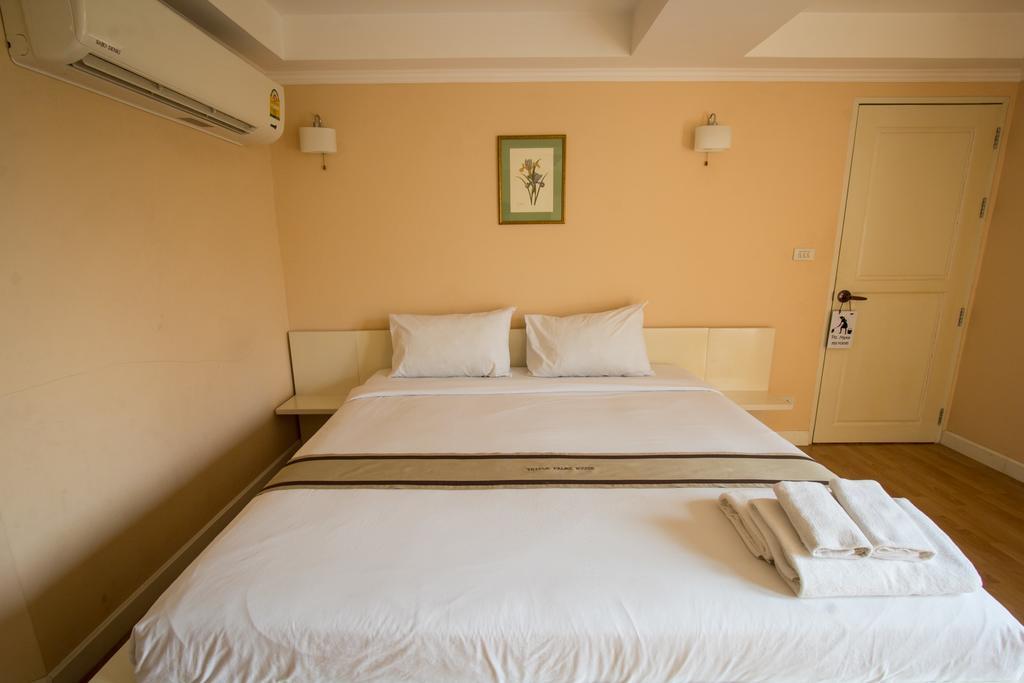 Triple Palms House Hotel Chiang Mai Exterior photo